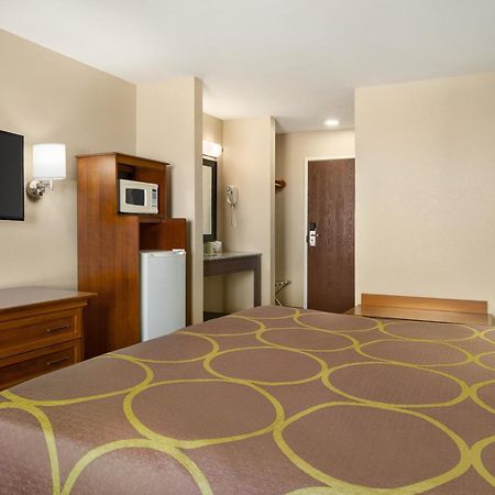 Super 8 By Wyndham Liberal Ks Hotel Phòng bức ảnh